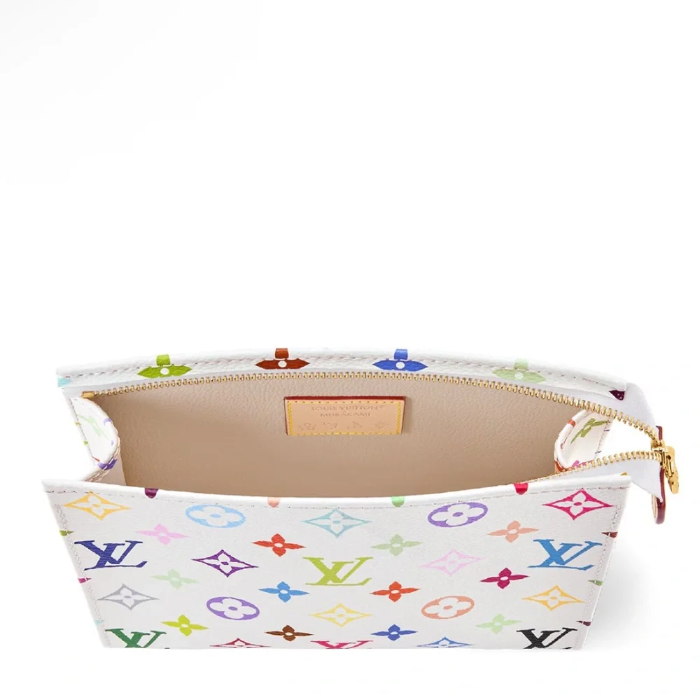 Louis vuitton LV x TM Toiletry pouch 19 - Picture 4 of 13
